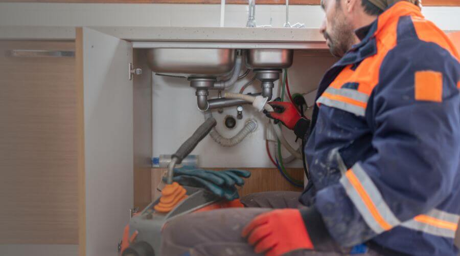 Professional tankless water heater installation services in Rochelle, TX